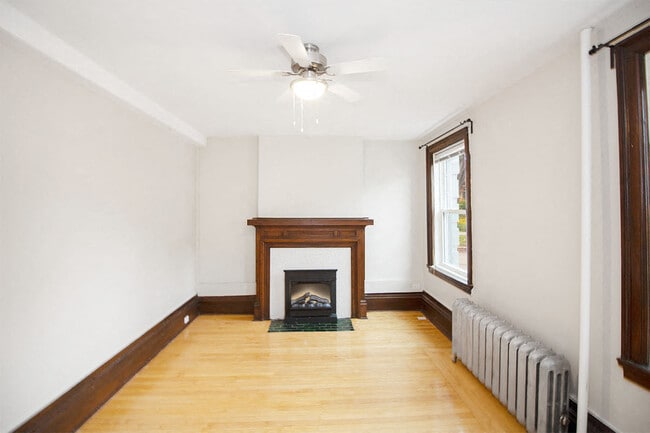 667 Wolseley Apartment in Winnipeg, MB - Building Photo - Building Photo