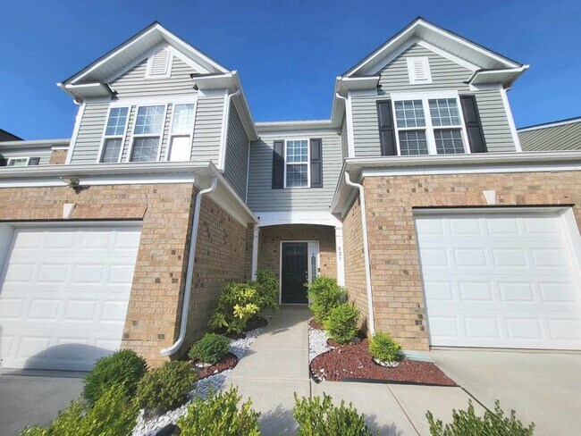 821 Canoe Song Rd in Fort Mill, SC - Building Photo - Building Photo