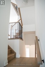 38 Dorian Dr in Whitby, ON - Building Photo - Building Photo