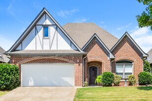 2150 Overlook Pl in Trussville, AL - Building Photo