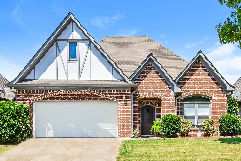 2150 Overlook Pl in Trussville, AL - Building Photo