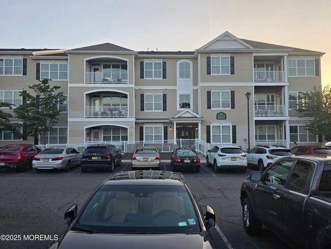 property at 625 Sloan Ct