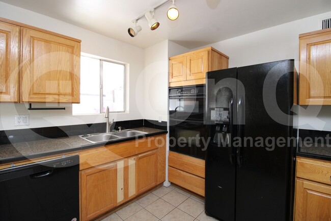 1351 W 14th St in Tempe, AZ - Building Photo - Building Photo