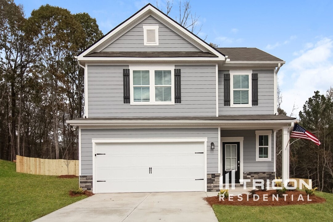 683 Ragan Ct in Social Circle, GA - Building Photo