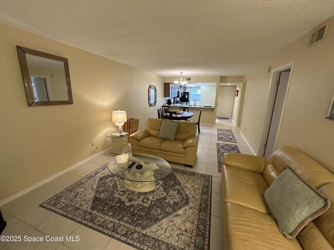 1700 N Atlantic Ave in Cocoa Beach, FL - Building Photo - Building Photo