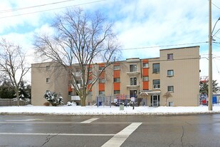 264 Fairway Rd N in Kitchener, ON - Building Photo