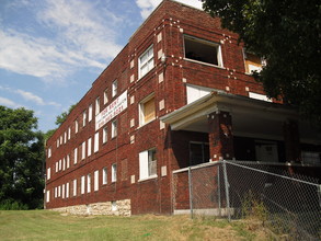 3006 Tracy Ave in Kansas City, MO - Foto de edificio - Building Photo