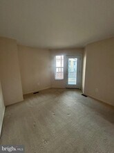 4 Deer Run Ct in Arbutus, MD - Building Photo - Building Photo
