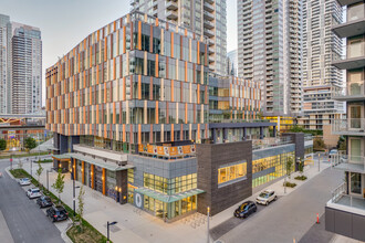 Sun Tower II in Burnaby, BC - Building Photo - Building Photo