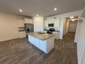 3814 Hawks Landing Cir in Milton, FL - Building Photo - Building Photo