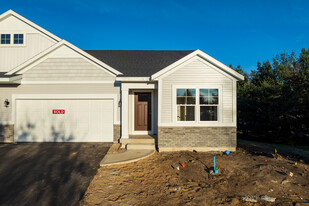 Redstone Farms Condominium in Kalamazoo, MI - Foto de edificio - Building Photo