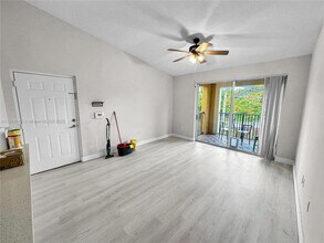 2120 W Preserve Way in Miramar, FL - Building Photo - Building Photo