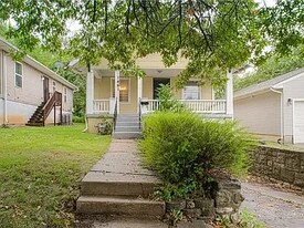 1461 E 66th Ter in Kansas City, MO - Building Photo