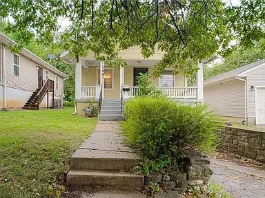 property at 1461 E 66th Ter