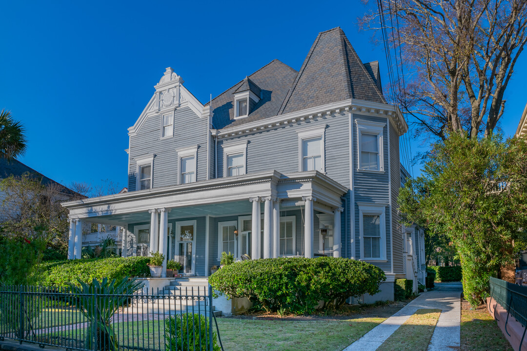 52 S Battery St in Charleston, SC - Foto de edificio