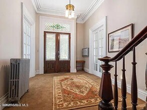 143 Caroline St in Saratoga Springs, NY - Building Photo - Building Photo