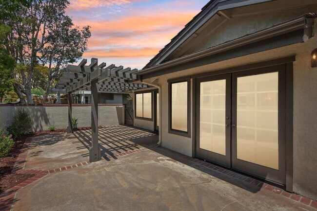 5 Nantucket Pl in Manhattan Beach, CA - Building Photo - Building Photo