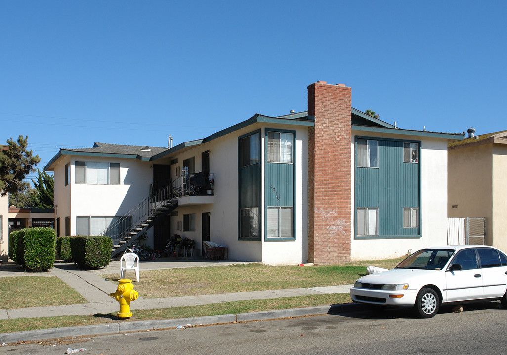 4810 Terrace Ave in Oxnard, CA - Building Photo