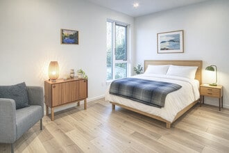 2901 SW Canby Ct, Unit 101 in Portland, OR - Building Photo - Building Photo