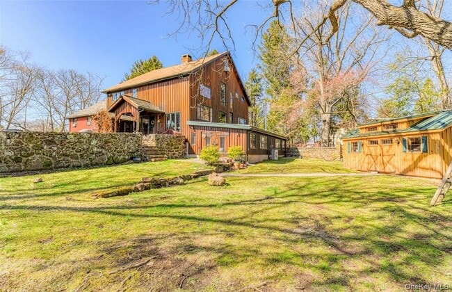 property at 27 Pippen Pl