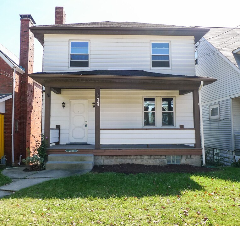 2833 Midland Street in Pittsburgh, PA - Building Photo