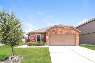 18504 Allen Welch Dr in Elgin, TX - Building Photo