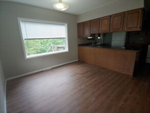 616-618 Spear Ave in Duluth, MN - Building Photo - Building Photo