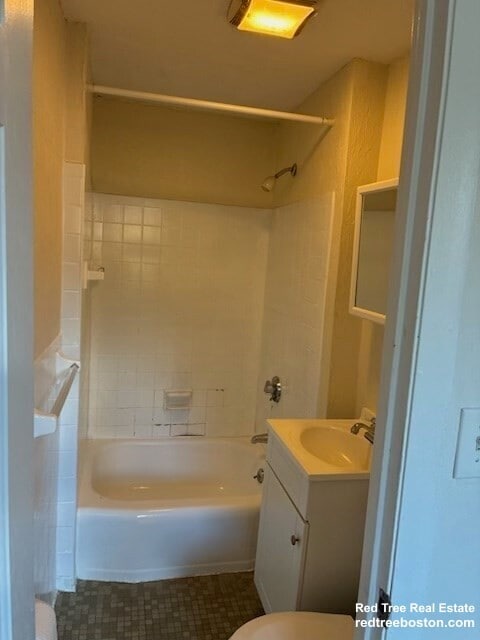 49 S Huntington Ave in Boston, MA - Foto de edificio - Building Photo