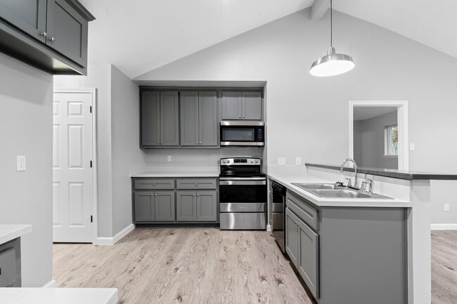 10922 Village Trail Dr