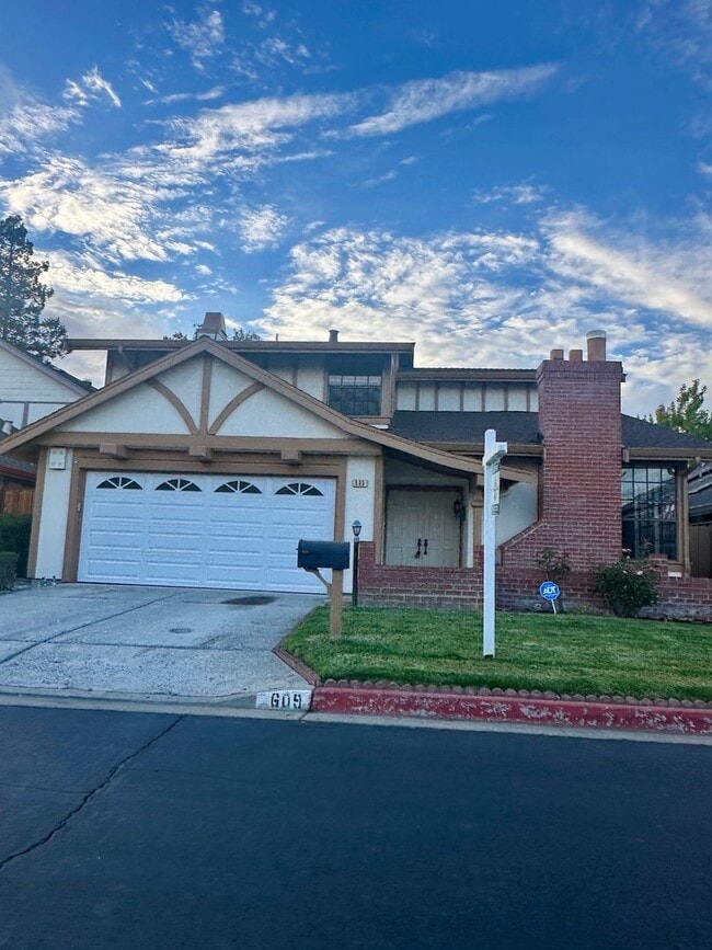 property at 609 Somerset Ln
