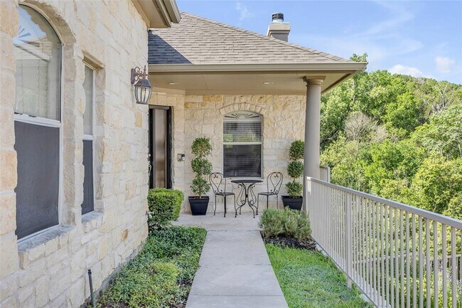 5511 Oakwood Cove in Austin, TX - Building Photo - Building Photo
