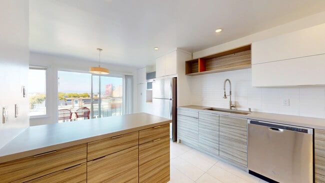 2642 Greenwich St in San Francisco, CA - Building Photo - Building Photo