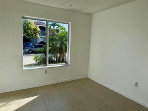 8362 SW 148th Ave in Miami, FL - Building Photo - Building Photo
