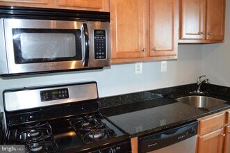 1220 Blair Mill Rd in Silver Spring, MD - Building Photo - Building Photo