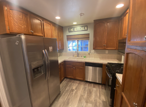 1810 Thelborn Way in San Diego, CA - Building Photo - Building Photo