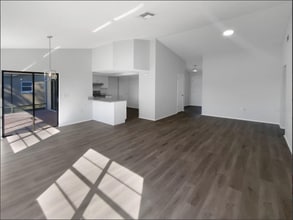 7846 Cayuga Dr in New Port Richey, FL - Building Photo - Building Photo