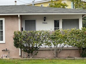 7866 Flight Ave, Unit 7866 in Los Angeles, CA - Building Photo - Building Photo