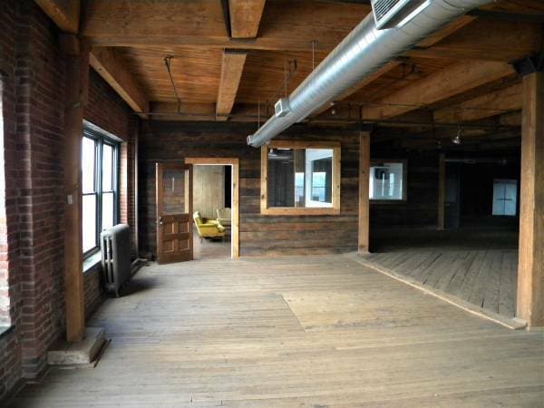 property at 1427 W 9th St