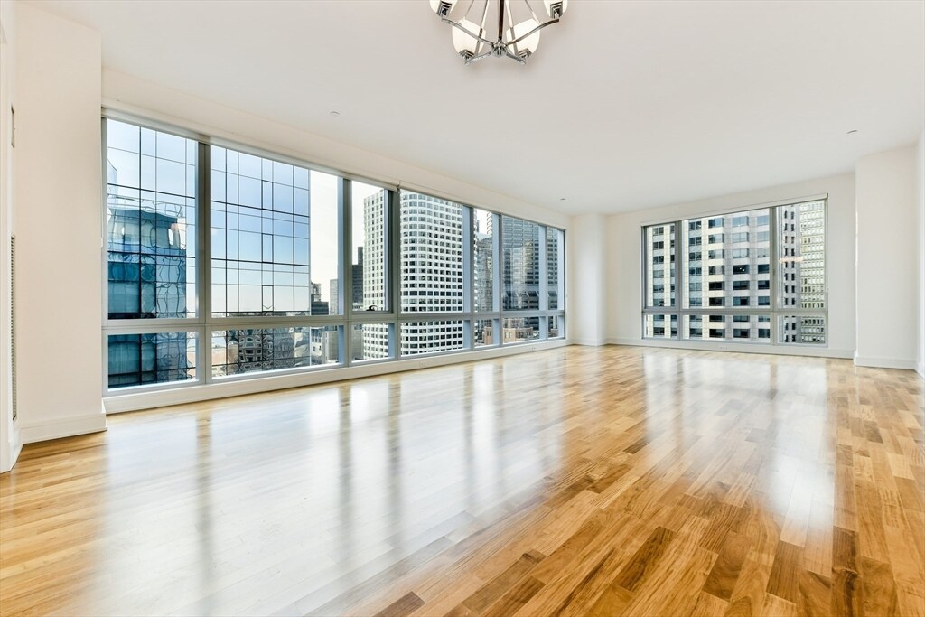 500 Atlantic Ave in Boston, MA - Building Photo