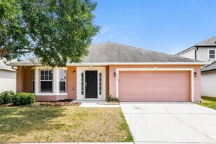 2961 Elbib Dr in St. Cloud, FL - Building Photo