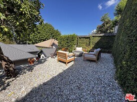 1548 Lemoyne St in Los Angeles, CA - Building Photo