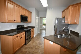 486 SW Sussex Dr in Huntsville, AL - Building Photo - Building Photo