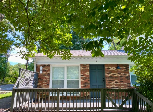 property at 6 Dogwood Ct
