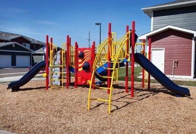 Brookings Prairie View Townhomes in Brookings, SD - Foto de edificio - Building Photo