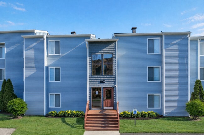 Woods at Oak Crossing