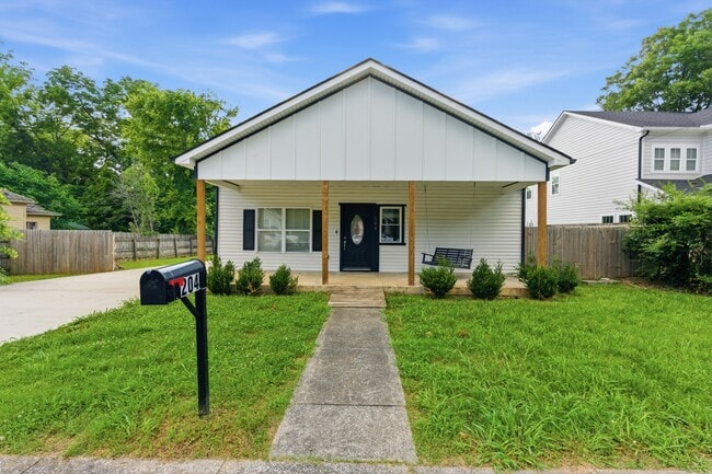 204 Richardson Ave