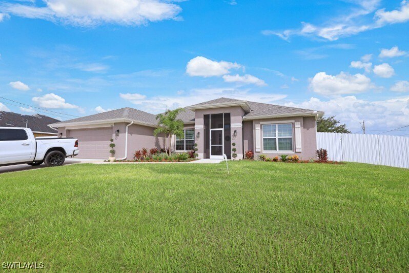 605 NW 18th Pl in Cape Coral, FL - Foto de edificio