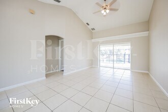 3342 Cunliffe Rd in North Port, FL - Building Photo - Building Photo