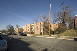Hacienda Cooperative in Washington, DC - Building Photo - Building Photo