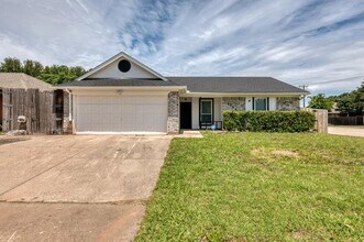 1700 Willow Vale Dr in Fort Worth, TX - Building Photo - Building Photo